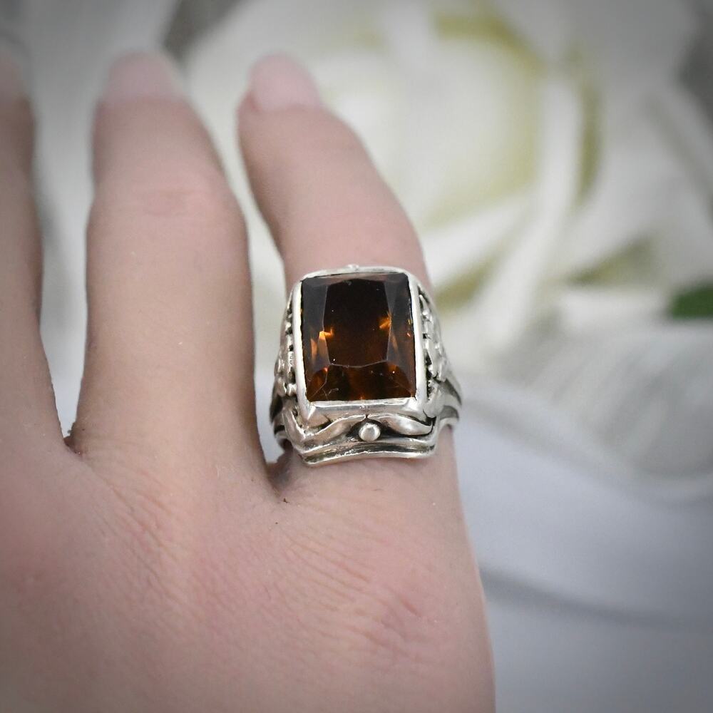 Unmarked Sterling Silver Ring Size 3.5 Smoky Quartz Ornate 6.6g